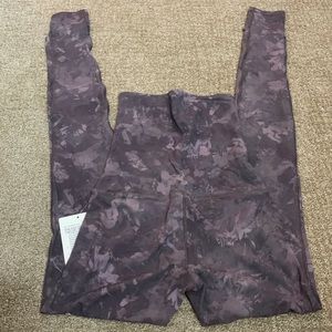 NWT Lululemon super high rise leggings